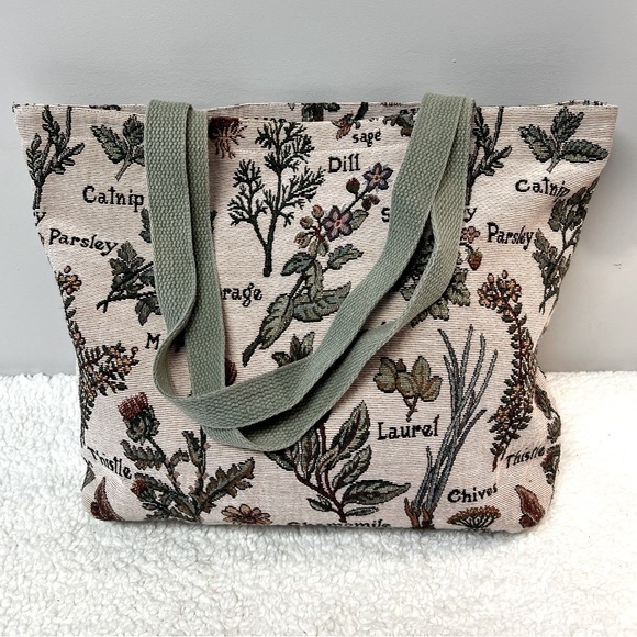 Relevant Products Handbags - Relevant Products "Spices" Cloth Tote Bag (NWOT)